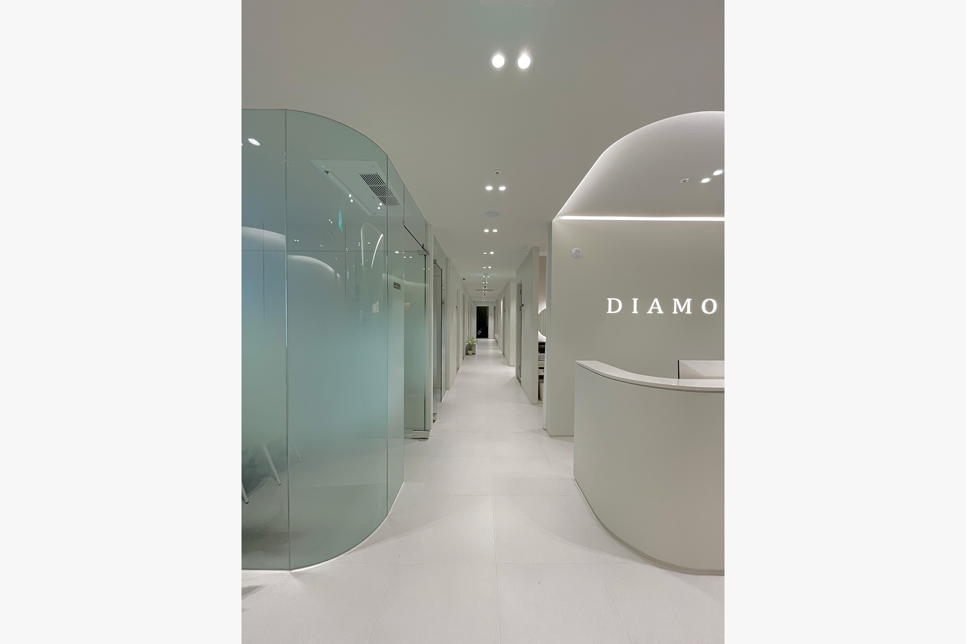 엠공일의원 내부 인테리어-5